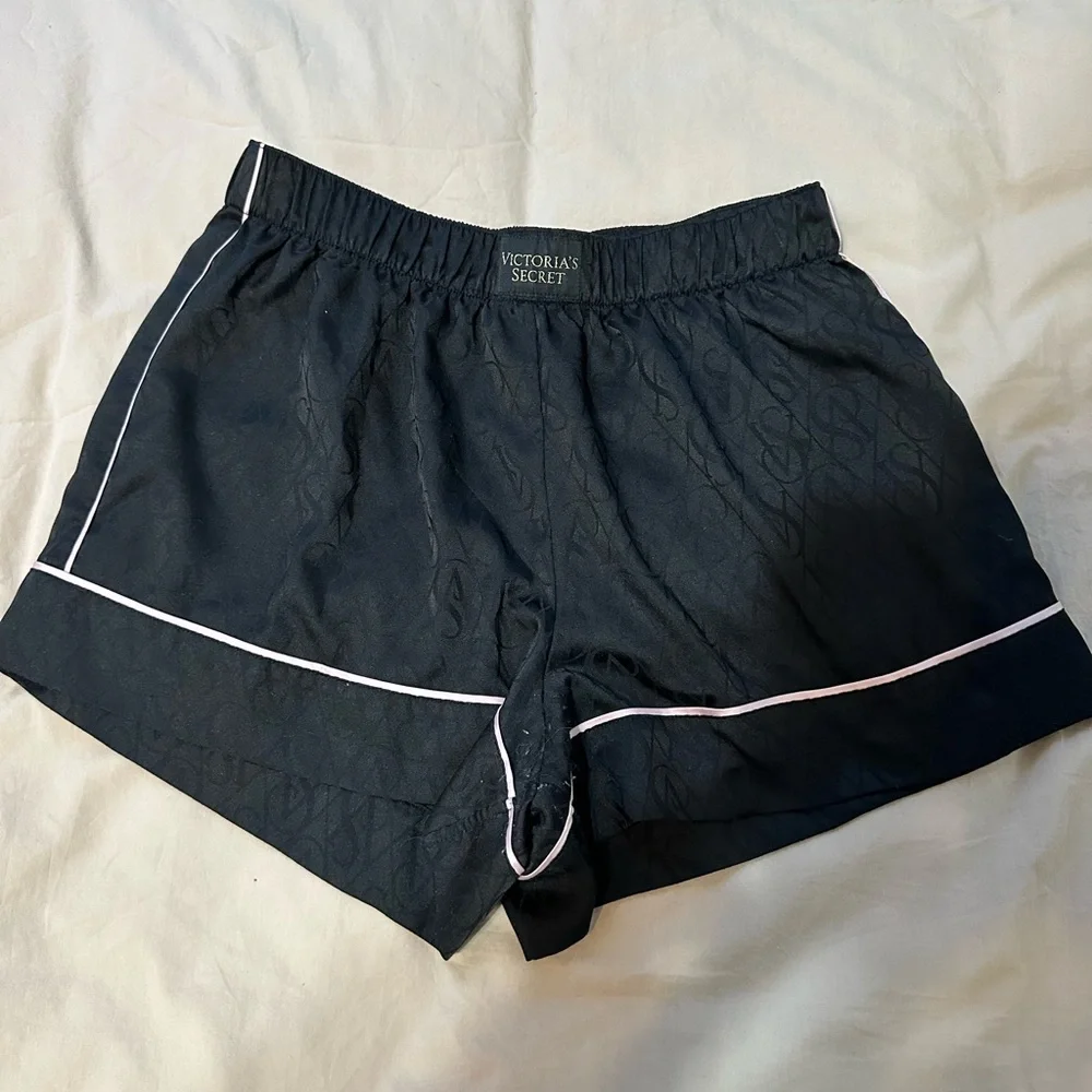 Victoria’s Secret satin pajama bottoms - Picture 1 of 5